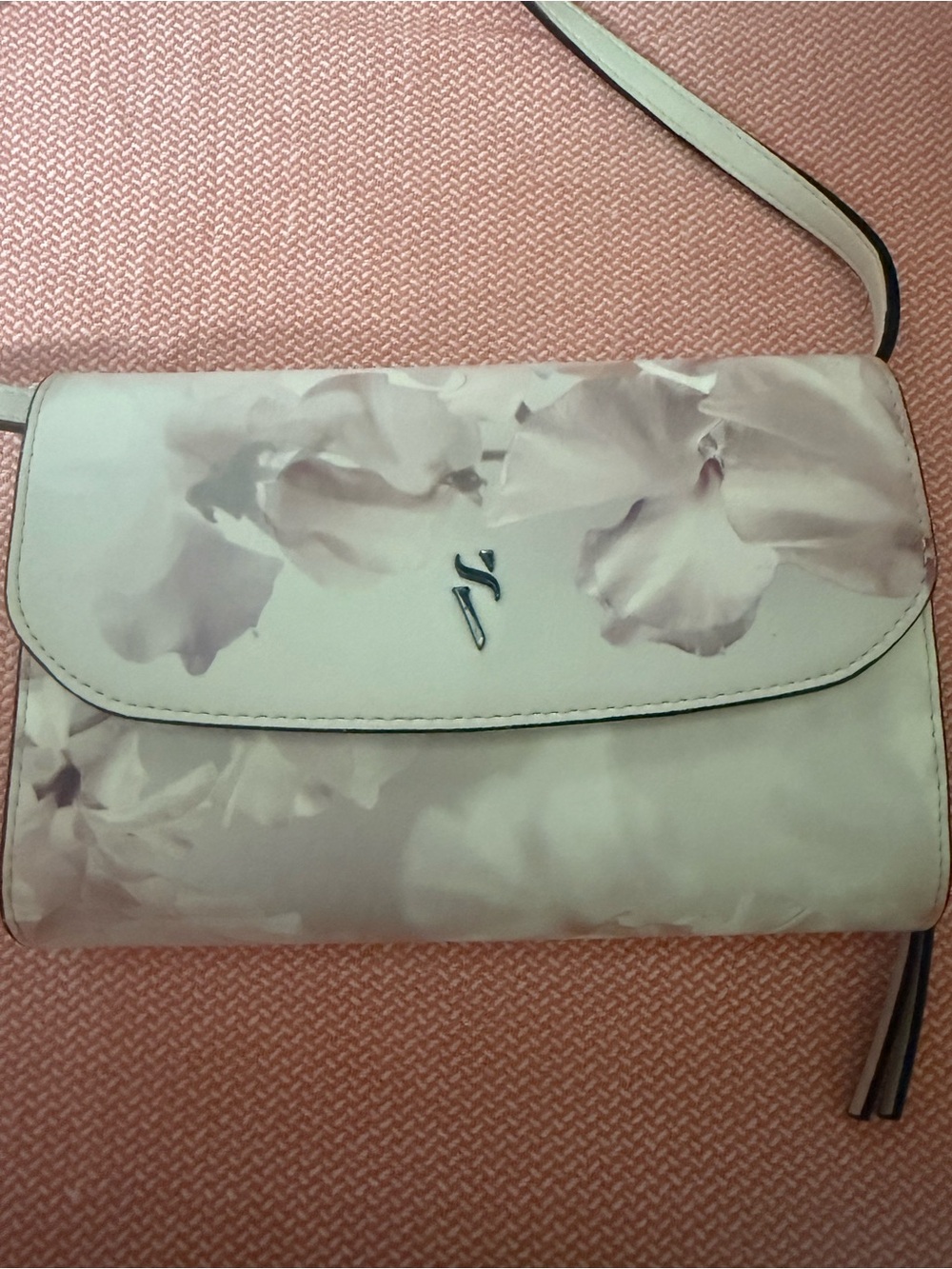 Kohl's Pale Pink Floral Crossbody Bag